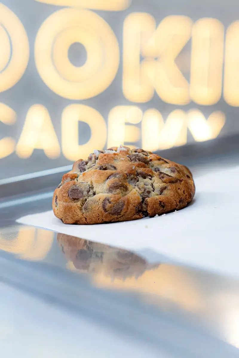 Chocolate Chip Cookie